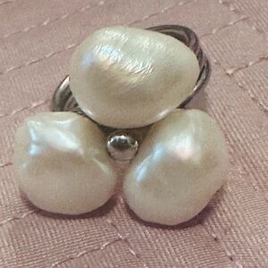 Elegant Pearl Ring